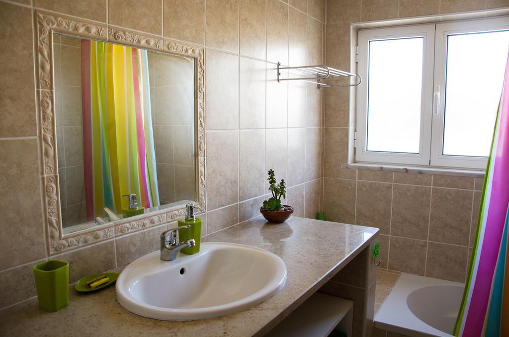 Hotel Casa Ardomar Carrapateira Habitación foto